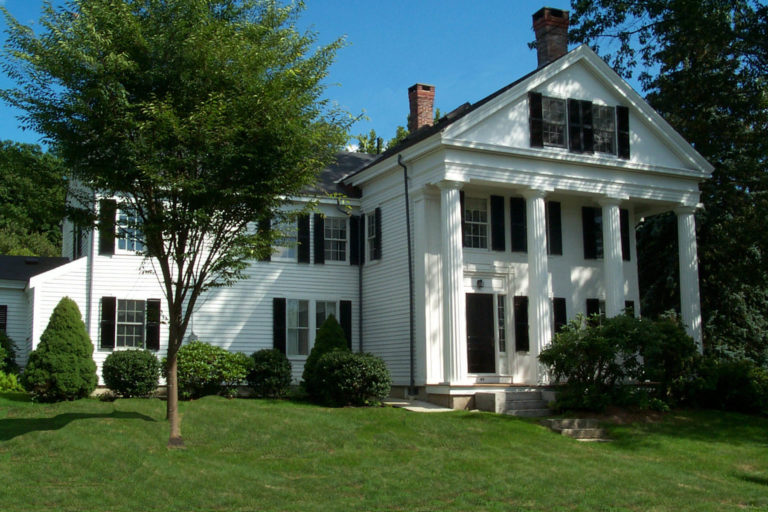 greek-revival-antique-homes